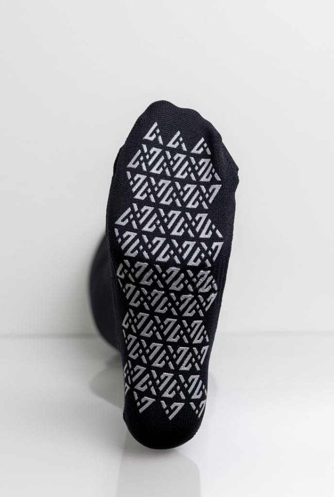 ARDUGA Premium Fussballsocken mit Schienbeinschoner & Grip-Sohle